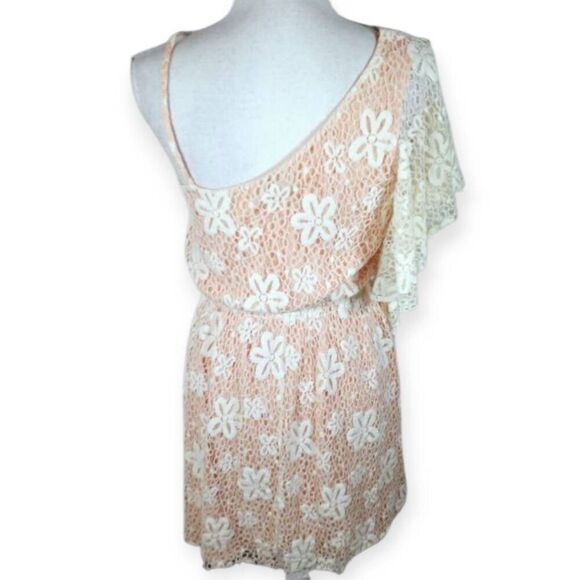 SEQUIN HEARTS PEACH & CREAM LACE ONE SHOULDER DRESS SZ.L EUC. - Picture 5 of 8